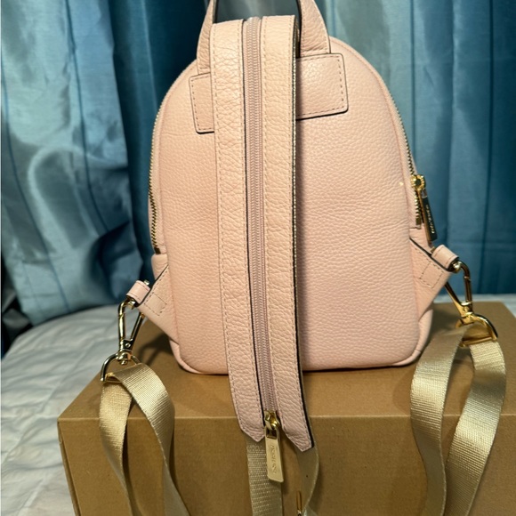 Michael Kors Pink Backpack/Handbag.. Used 2 times main image 4